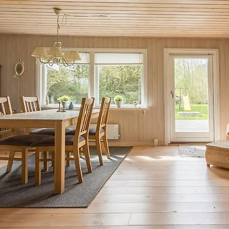 Tatil Evi Three-bedroom Holiday In *